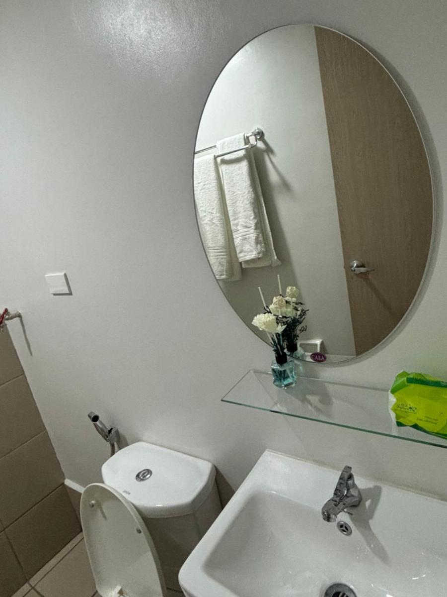 Condotel - Minimalistic 2 minutes walk to SM Marilao - Housity