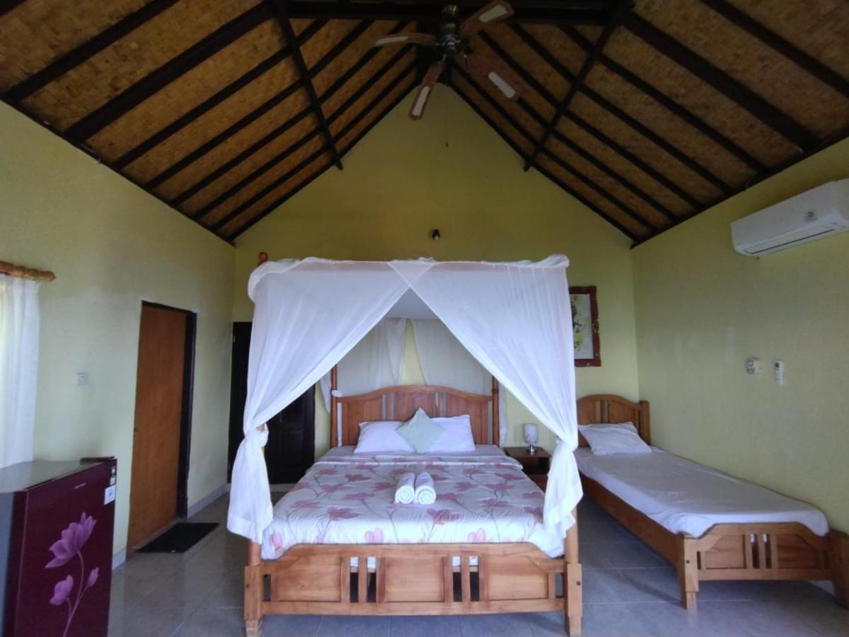 Acrya Bungalows - Housity