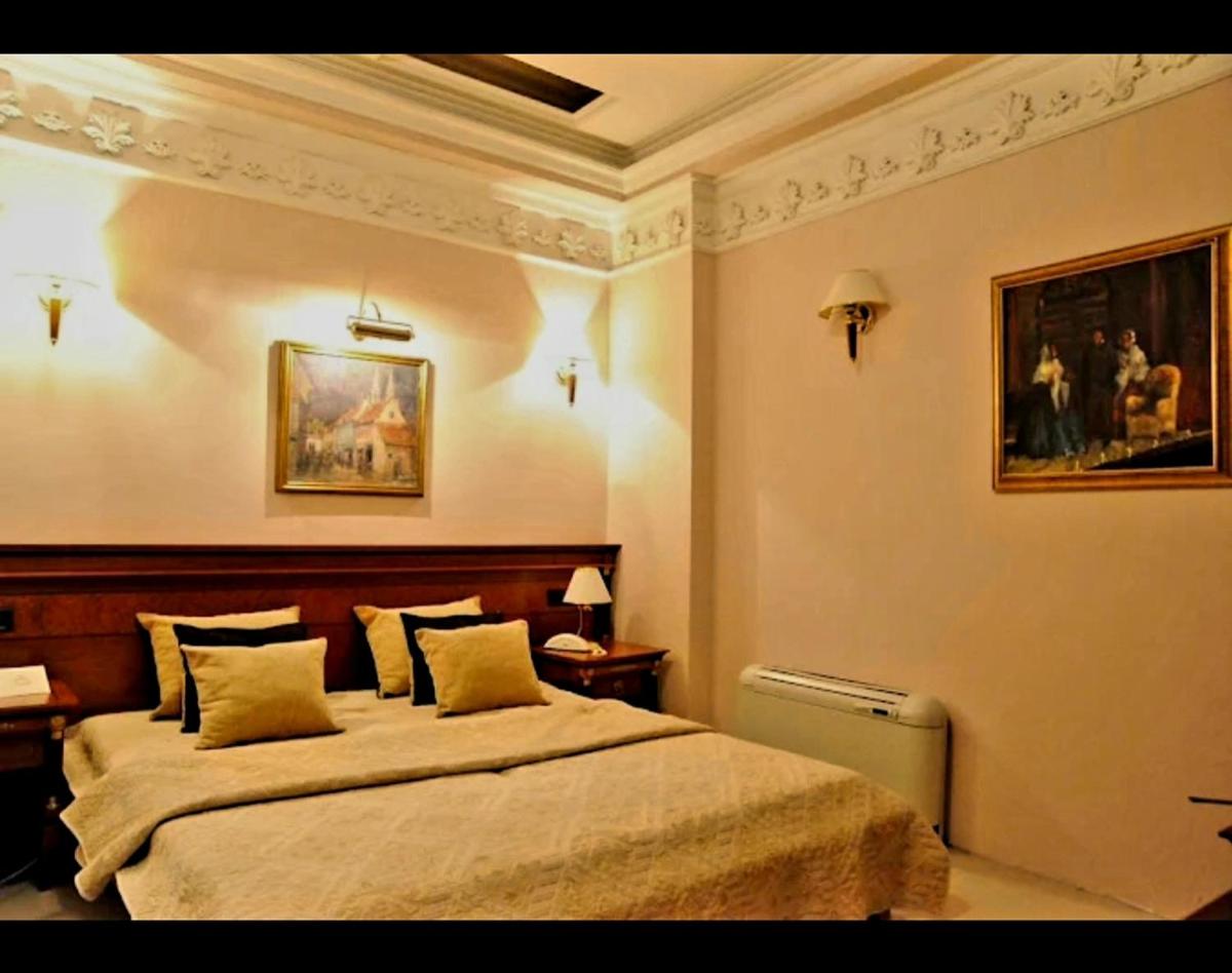 Suitetrails - HOTELS ELSA