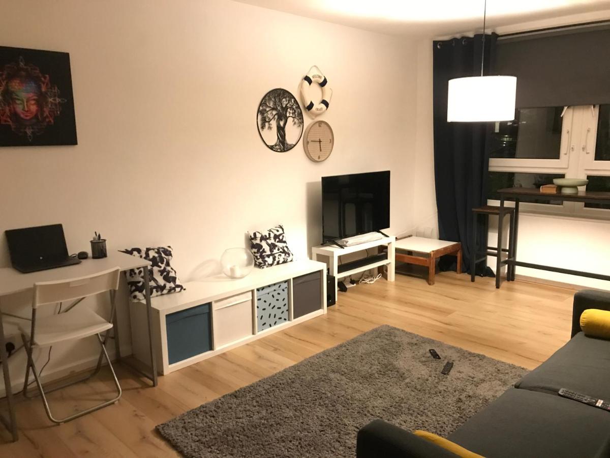 Lodgings. - Housity