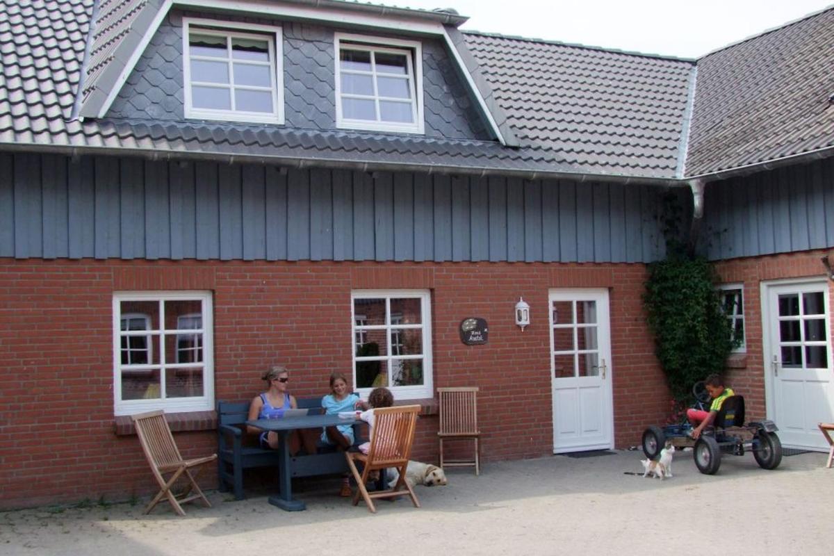 Ferienwohnungen auf dem Ferienhof Sell - Housity