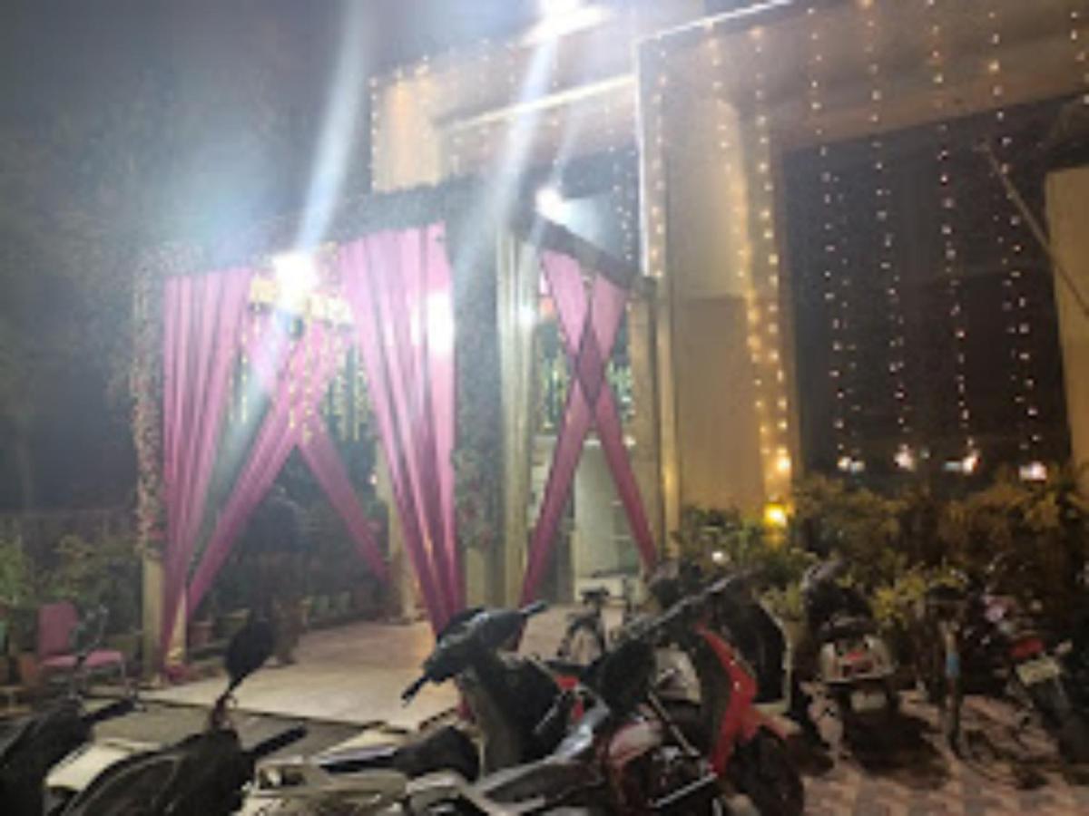 Hotel Punjab , Saharanpur - Housity