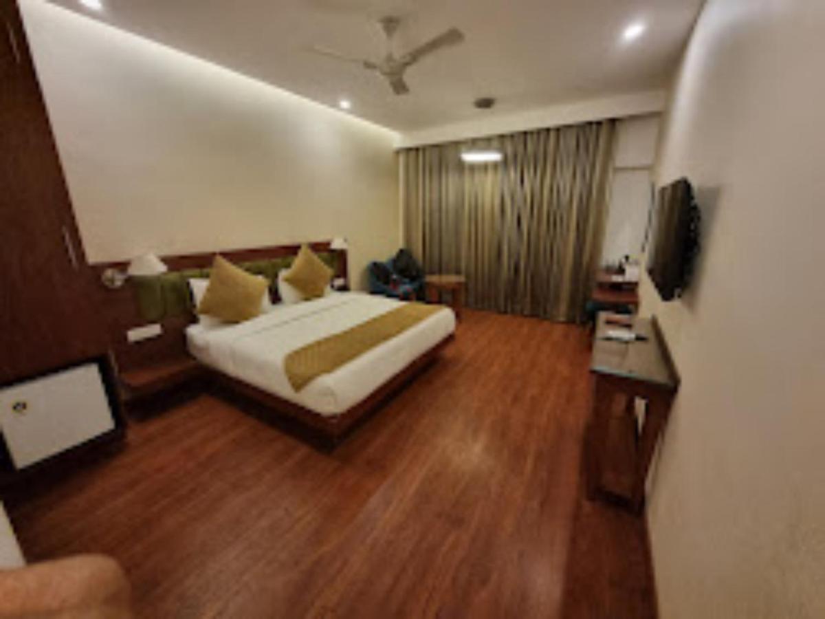 Hotel Punjab , Saharanpur - Housity