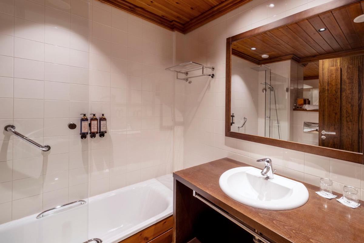 Un baño de Eurostars La Pleta