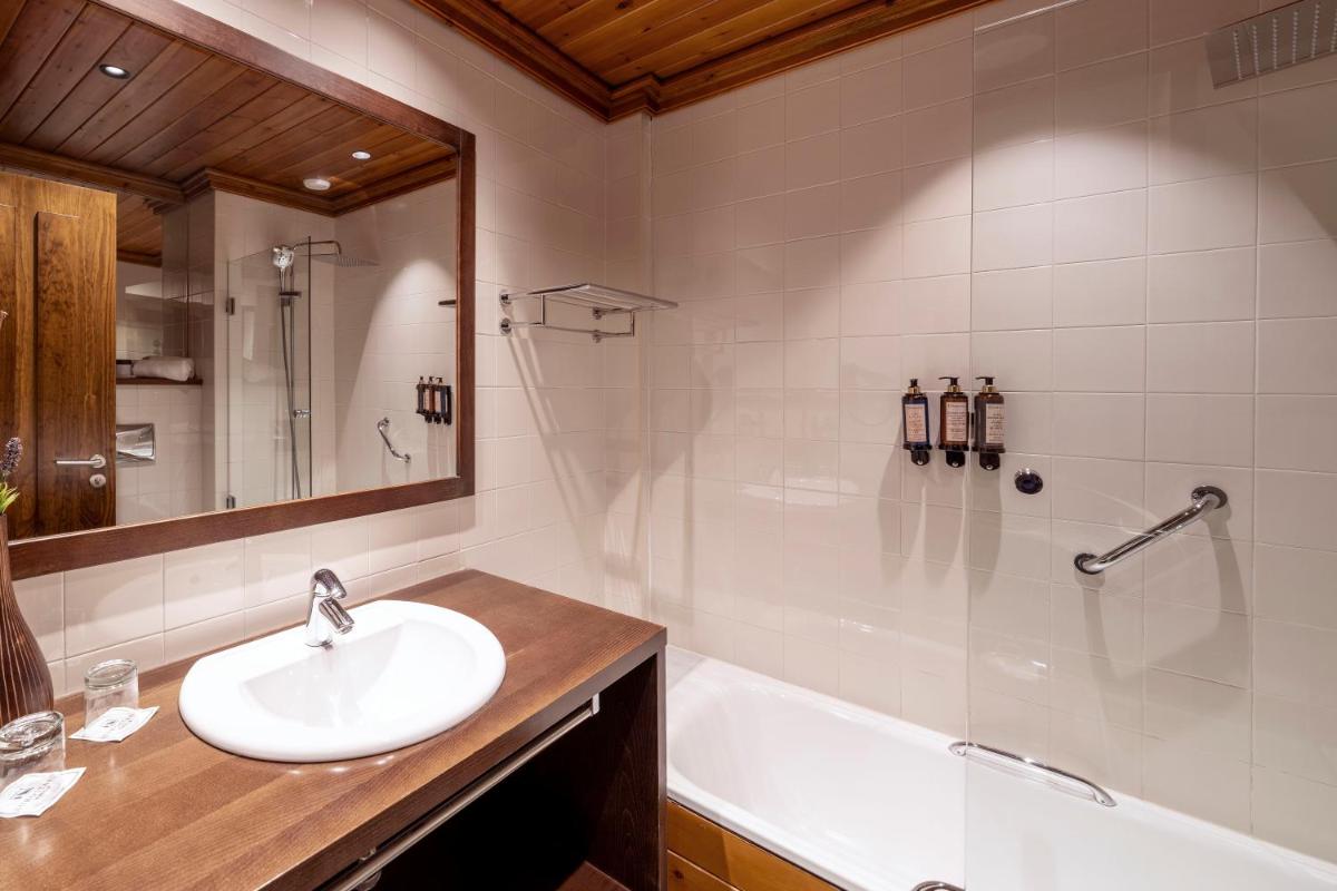 Un baño de Eurostars La Pleta