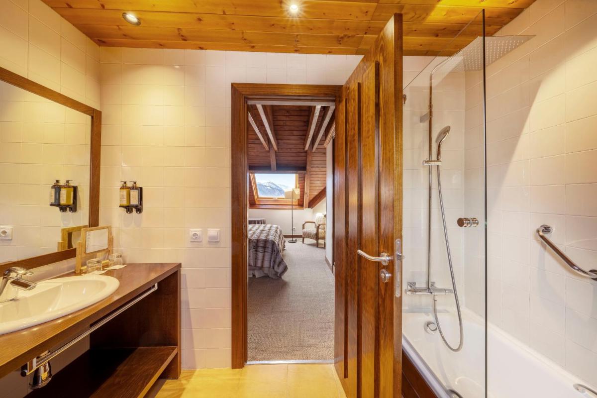 Un baño de Eurostars La Pleta