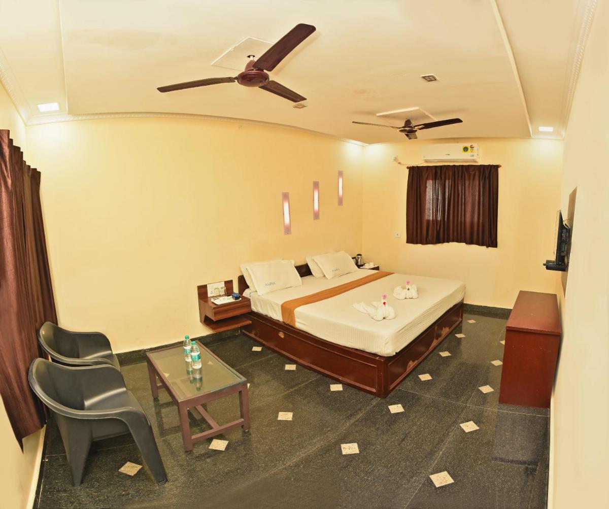 AURA EAST BAY - Housity