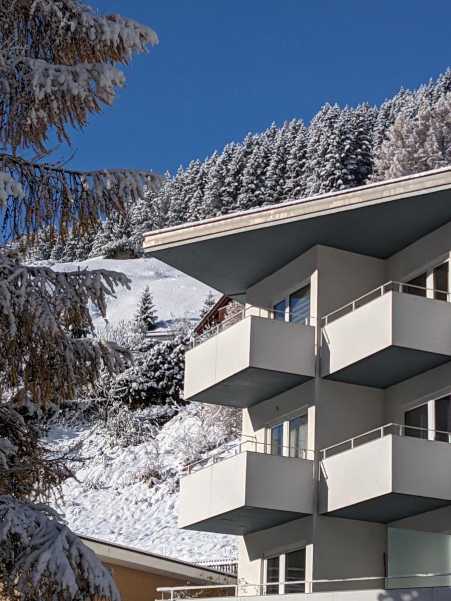 Haus Zervreila - Housity