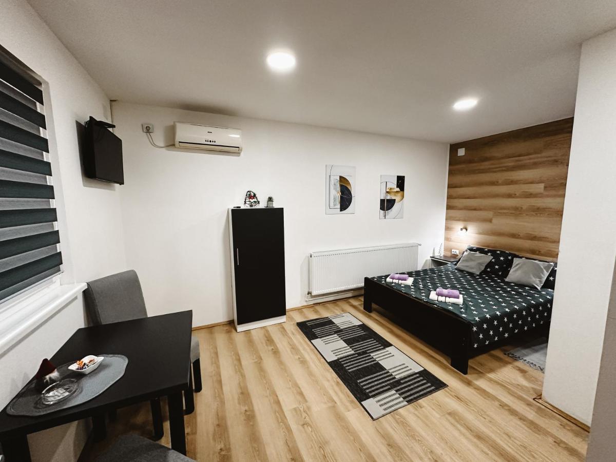 S. A. L. 2 - Housity