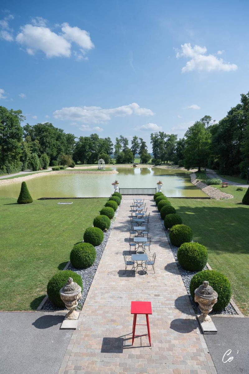 Hôtel du Bois Blanc Domaine d'Epeyssoles Georges Blanc - Housity