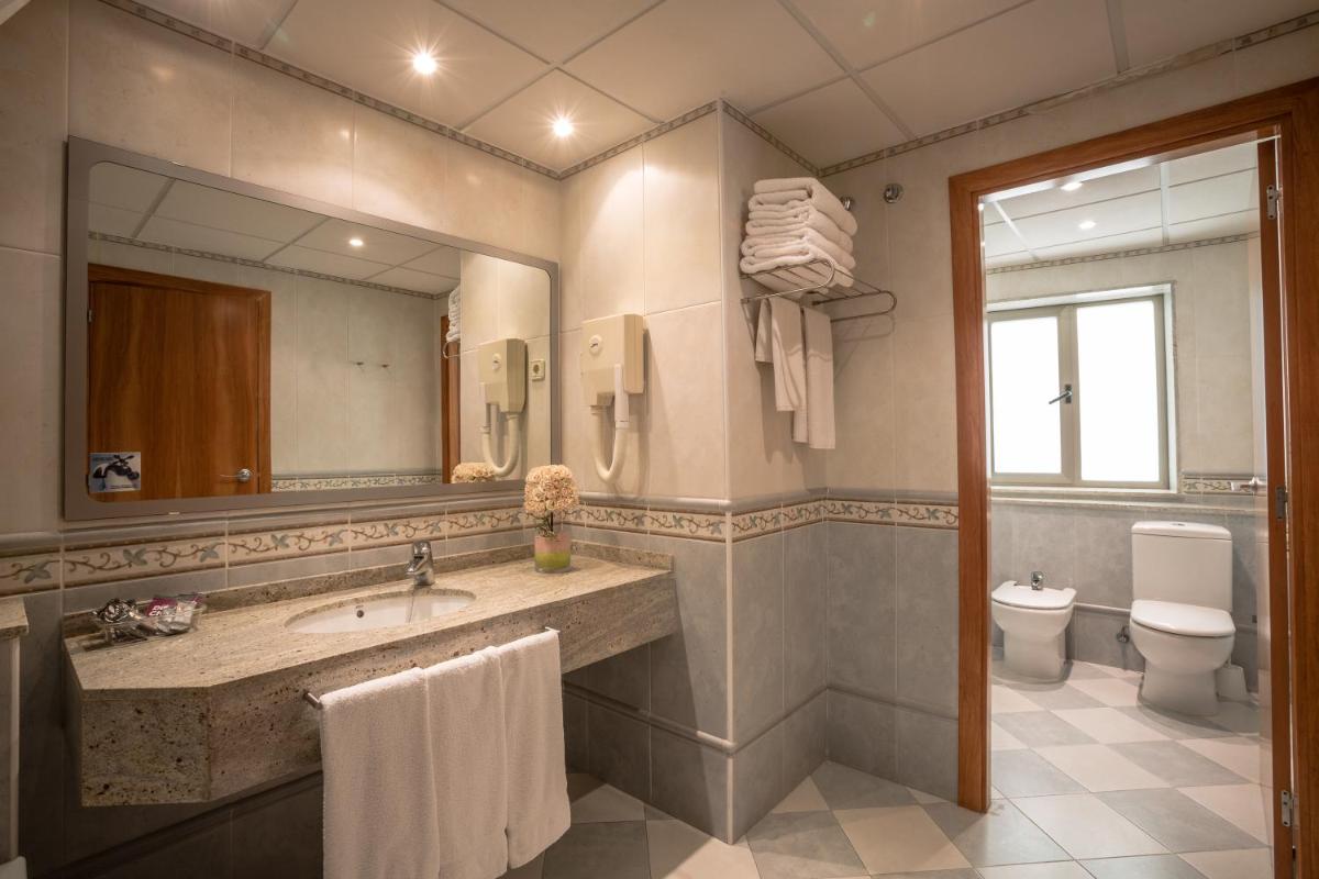 Hotel Rull - Housity