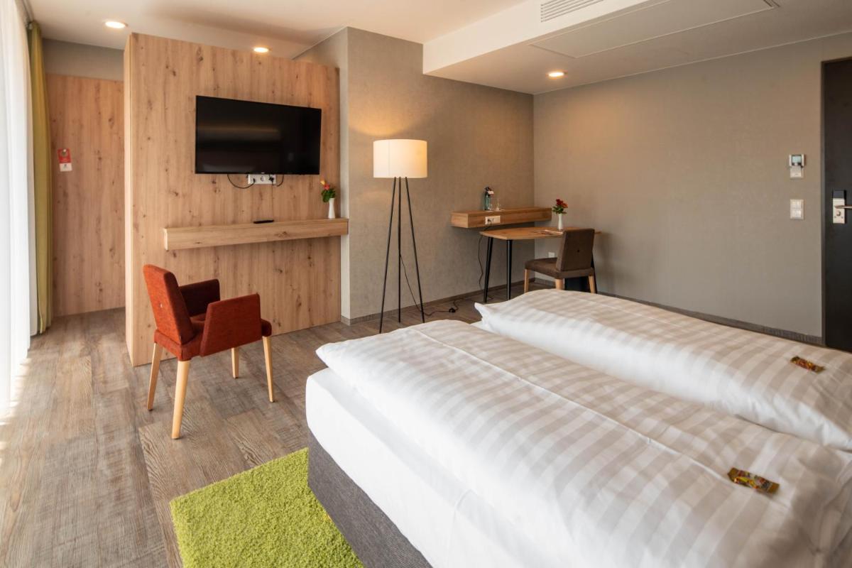 Hotel Schlossberg Wehingen - Housity