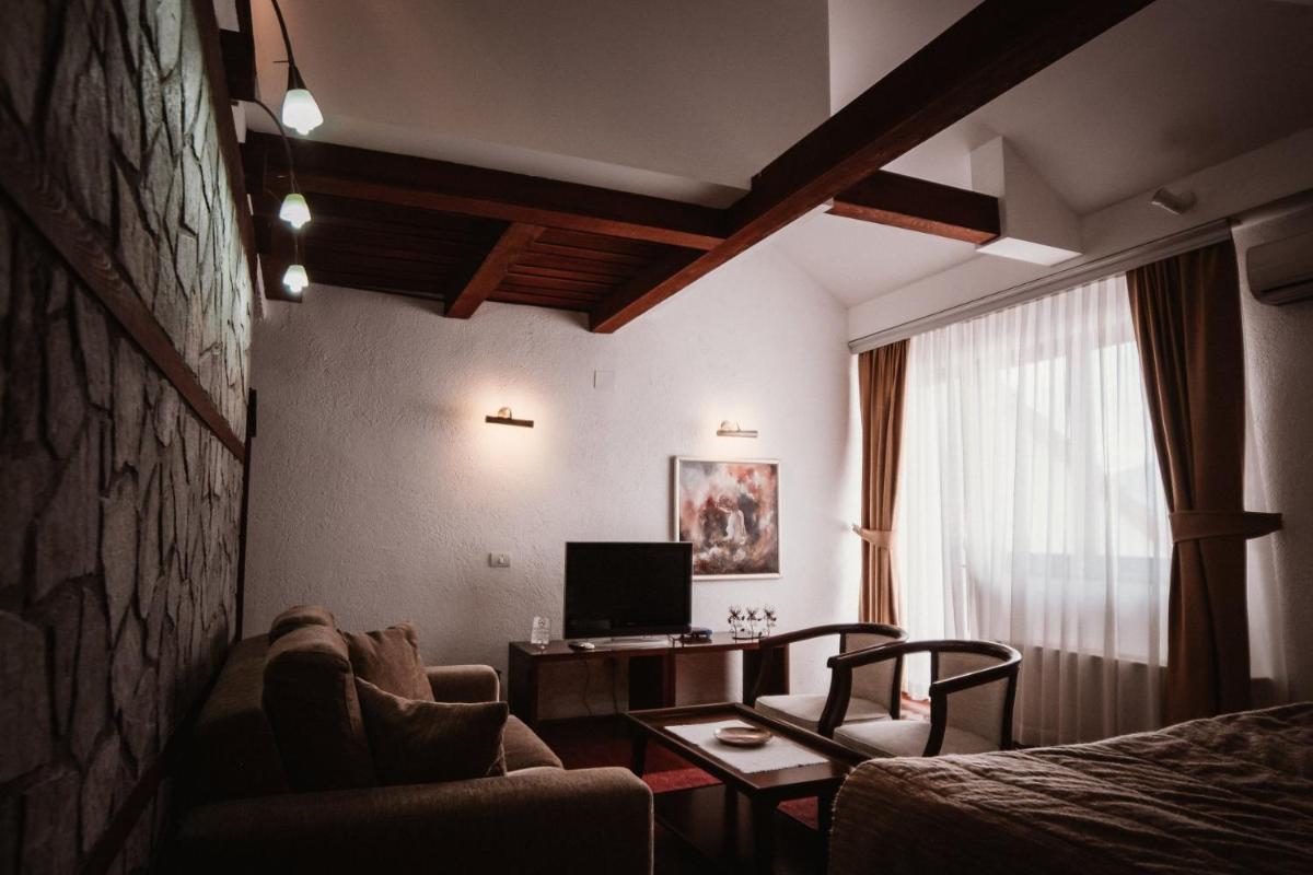 Popova Kula Hotel & Winery - Housity
