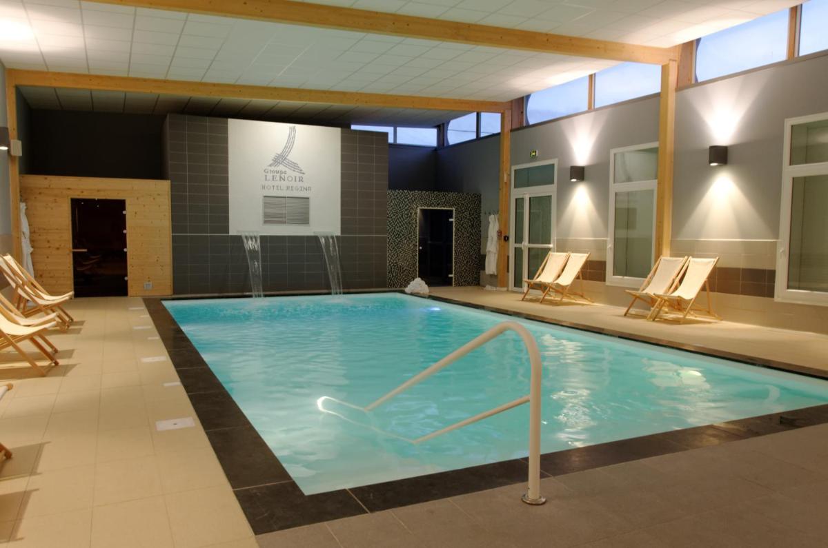 Piscine de l'établissement Hotel Regina & Spa ou située à proximité
