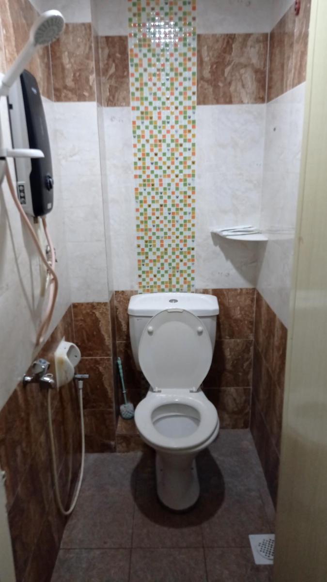 Golden Leaf Hotel Danga Bay - Housity