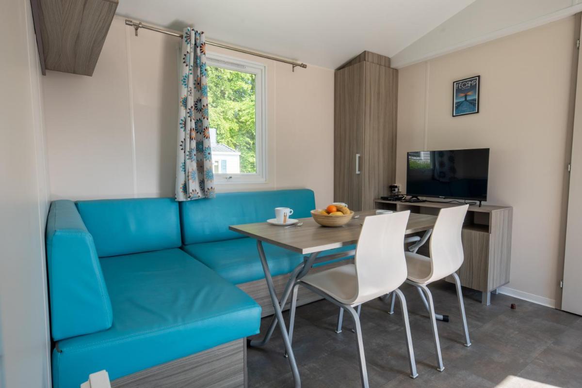 Camping les falaises de Toussaint - Housity