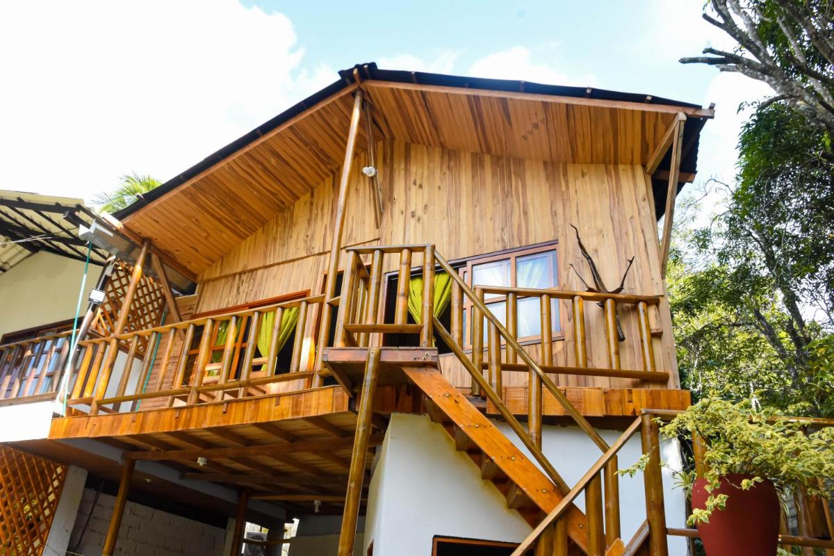 Casa Hostal Villa Del Rio - Housity