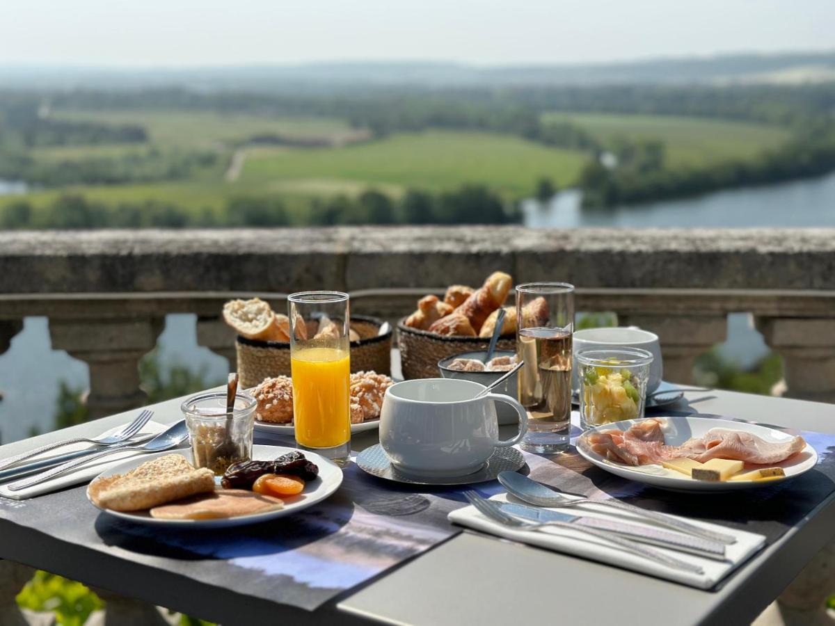 Nourriture dans l'hôtel ou à proximité