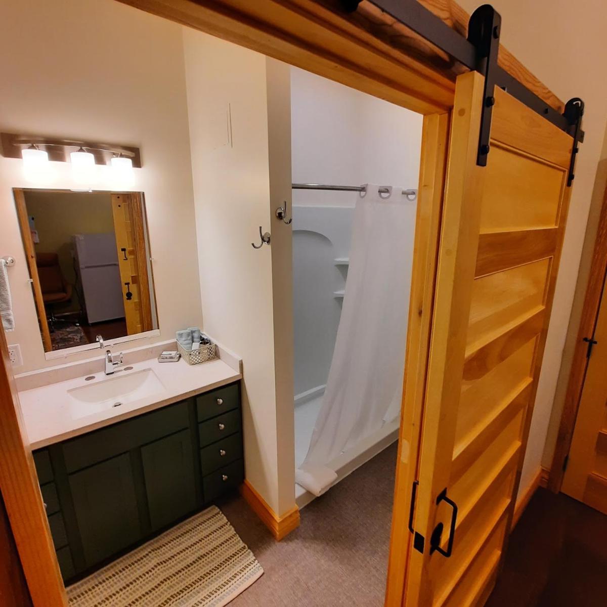 Elkader Suites - Housity