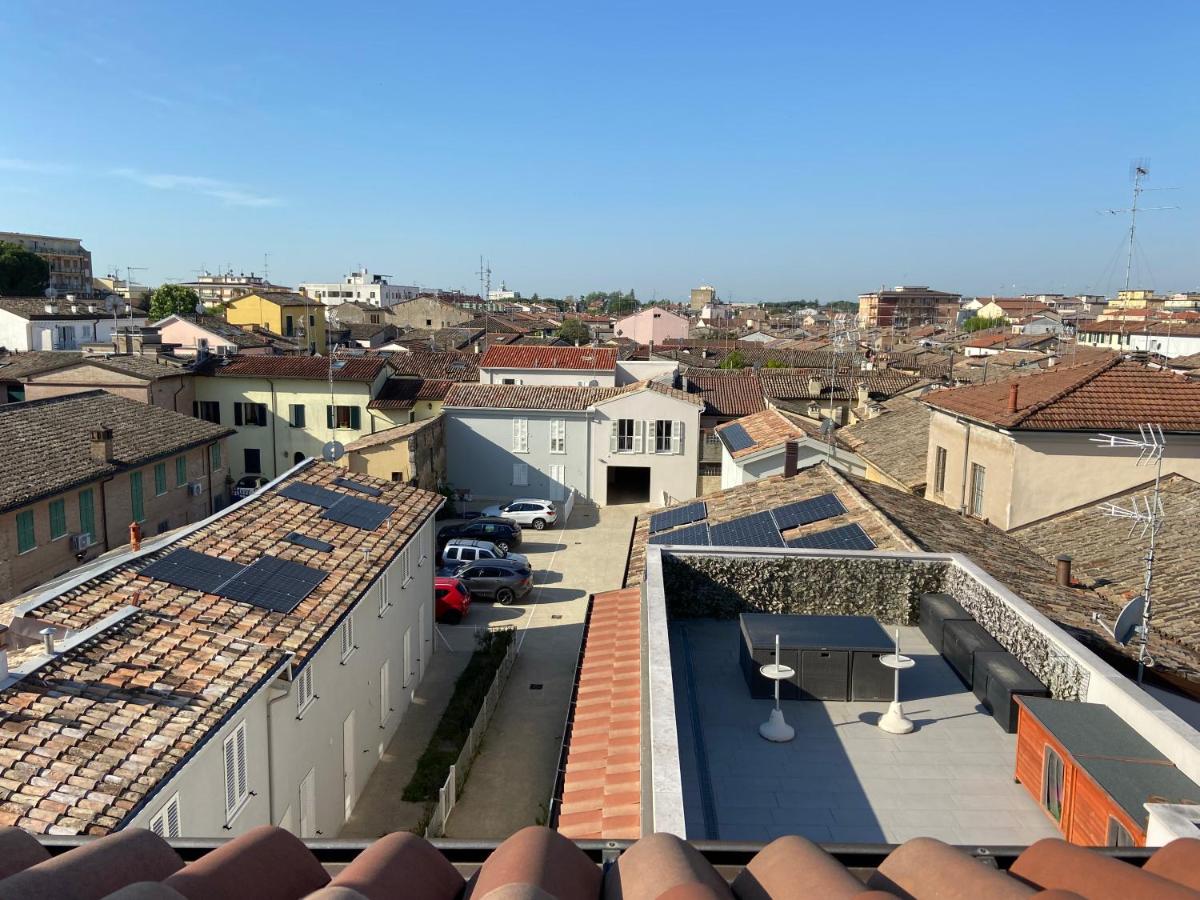 Beatrice Luxury Home - Hizvo