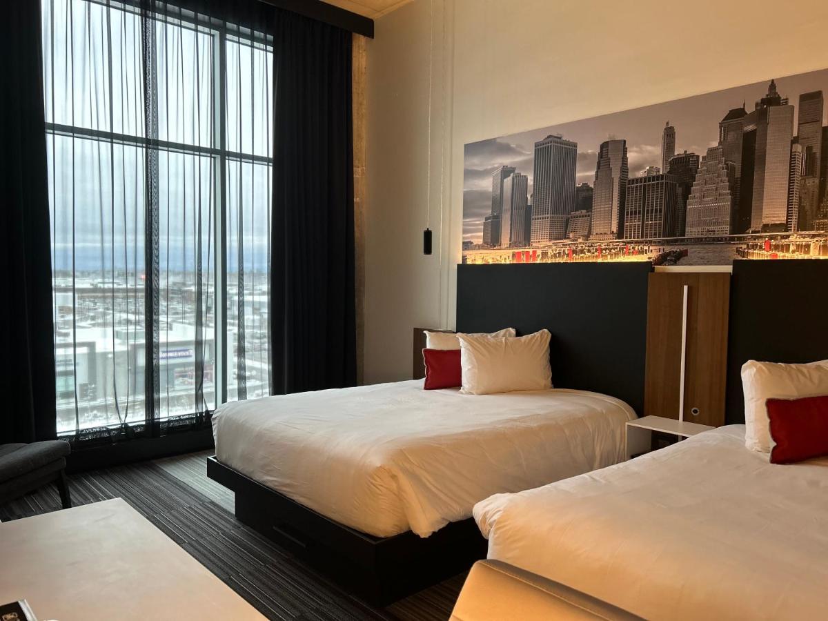 Grand Hotel TiMES Blainville-Mirabel - Housity