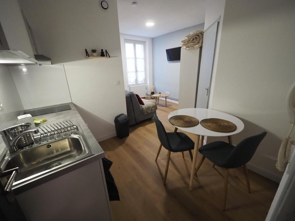 Appartement meublé 8 - 15 min Dampierre - 25 min Belleville - WIFI - Hizvo