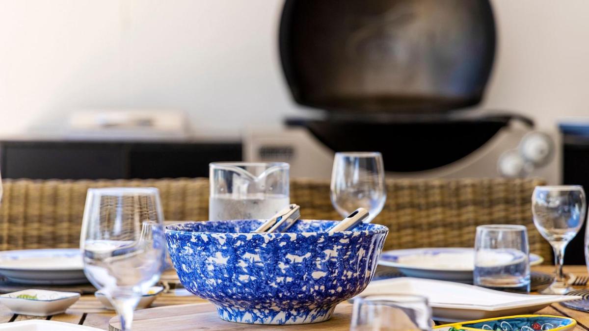 Soldiers Point Style and Sophistication - Housity