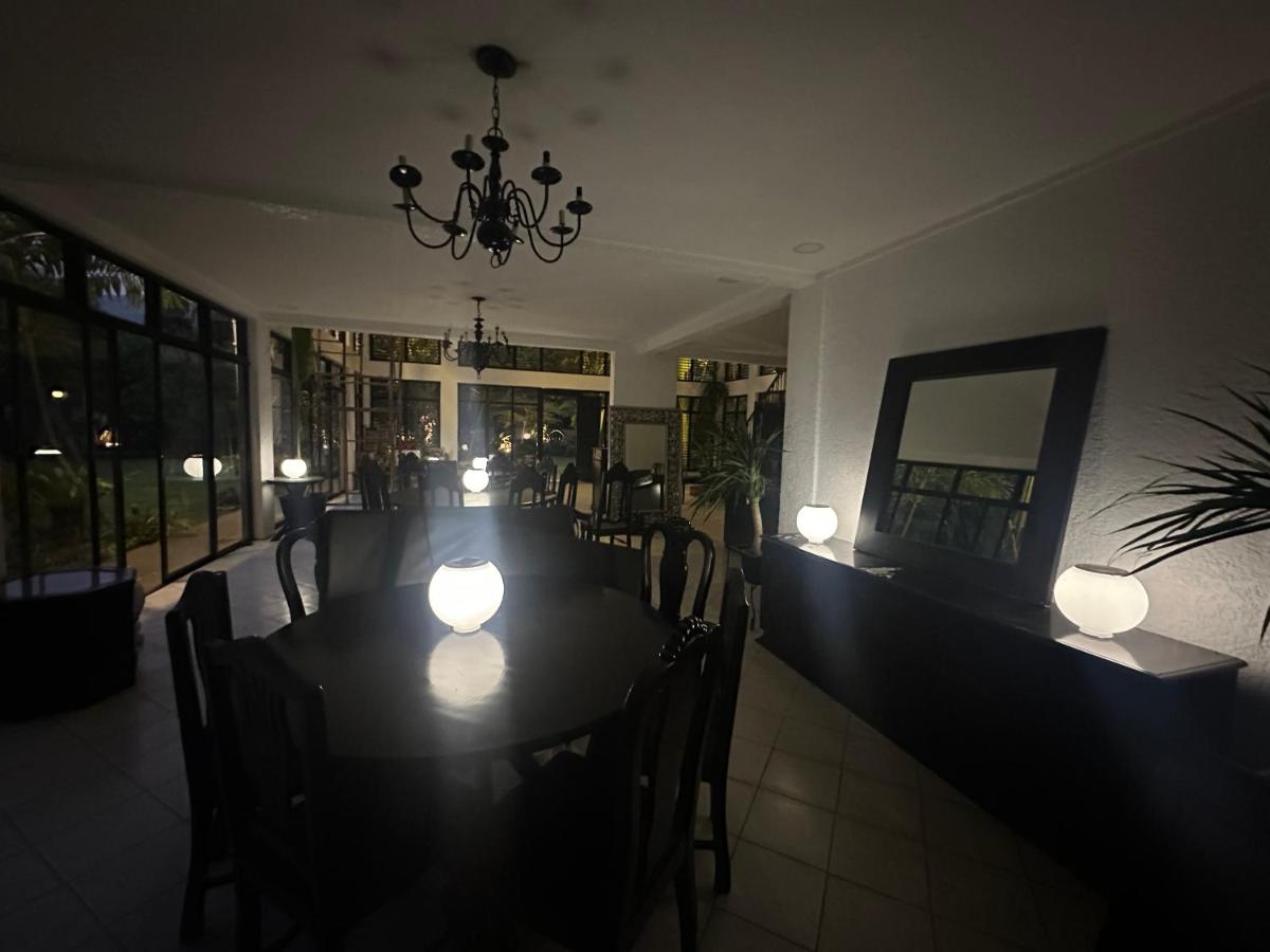 G-Hotel Luxury Villa Resort & Hot Spring - Housity