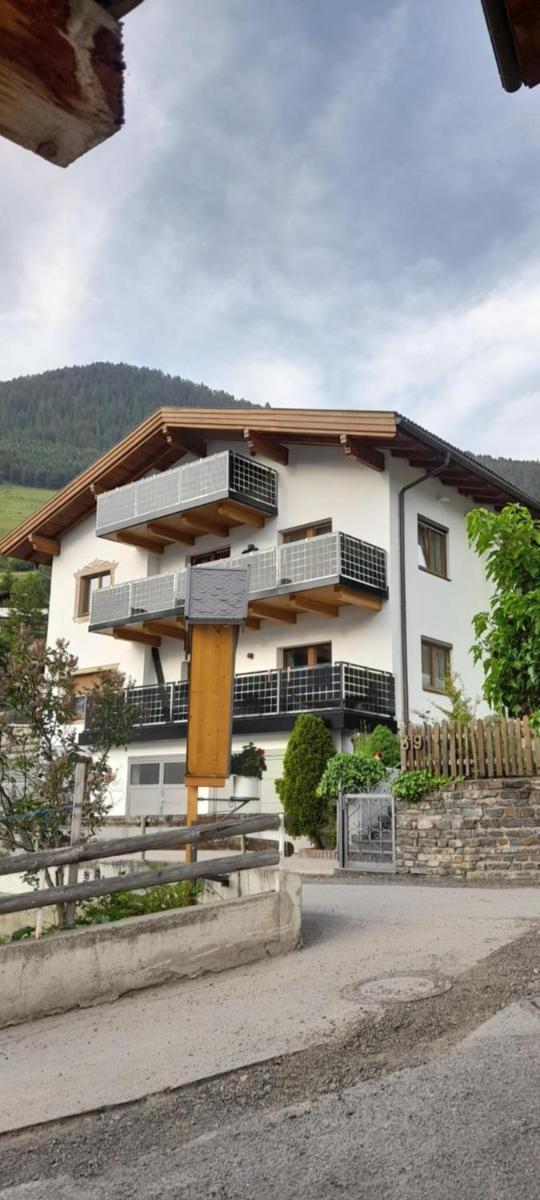 Haus Stecher - Housity