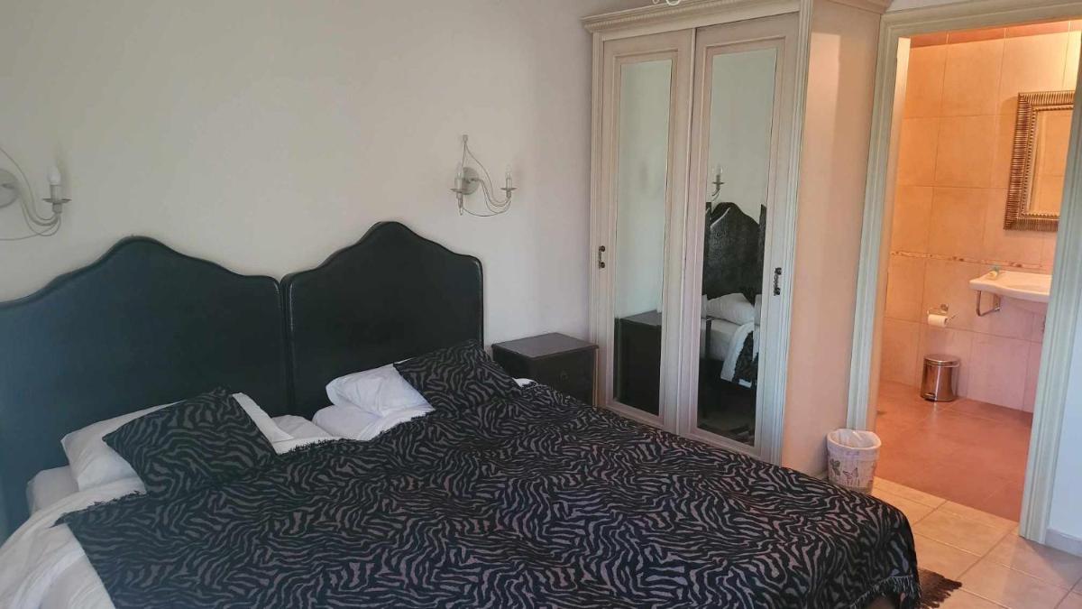 Nikelli - Housity
