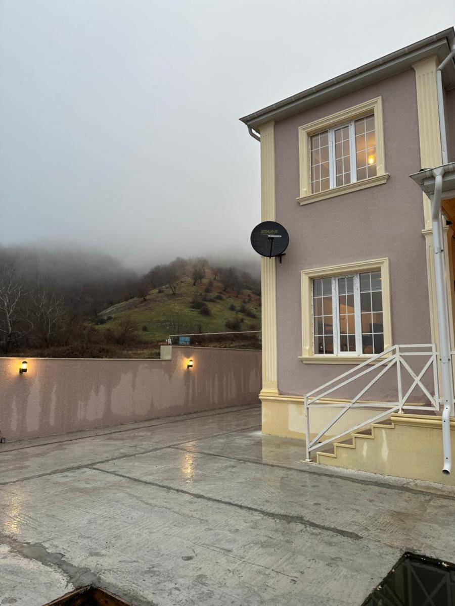 JLYN HOUSE - Housity