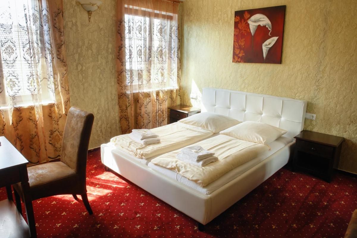 Hotel Krone - Housity