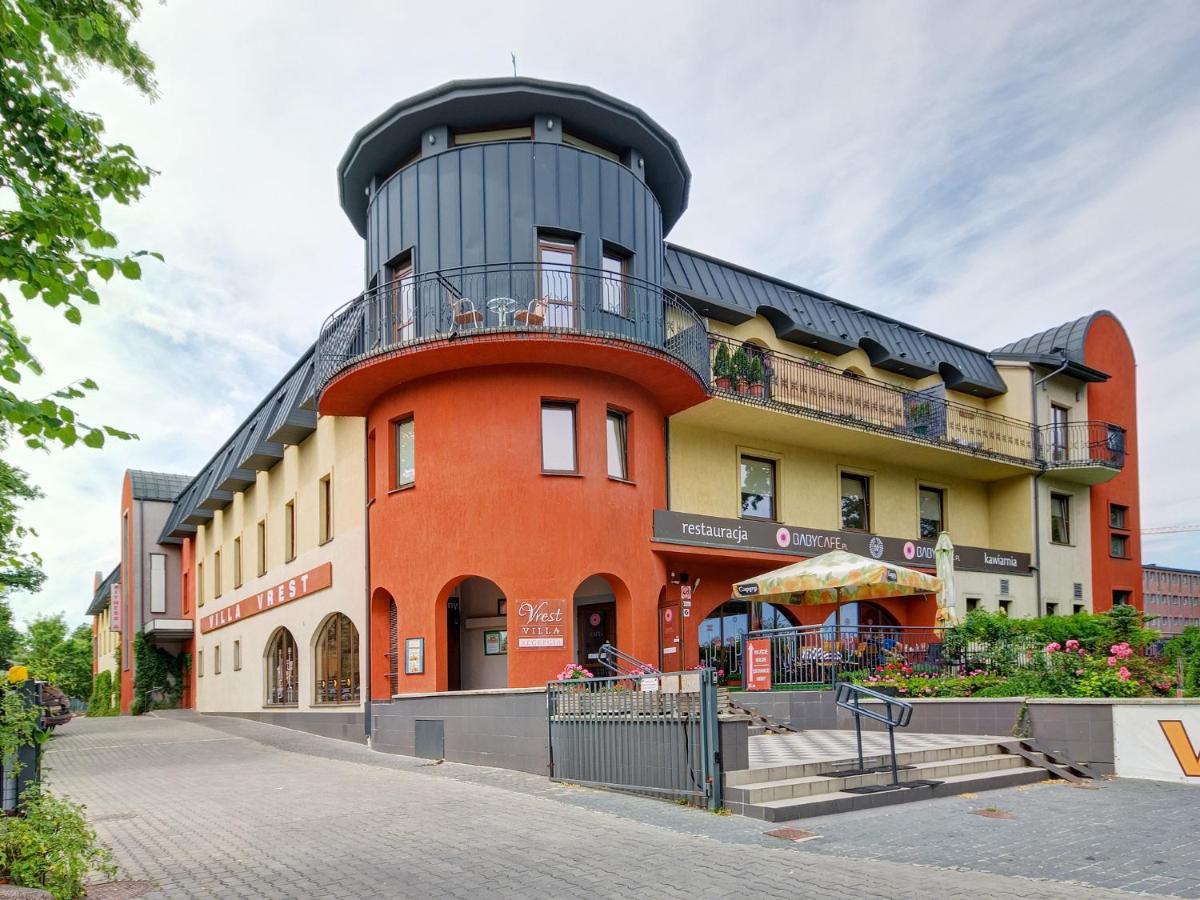 Villa Vrest - Housity