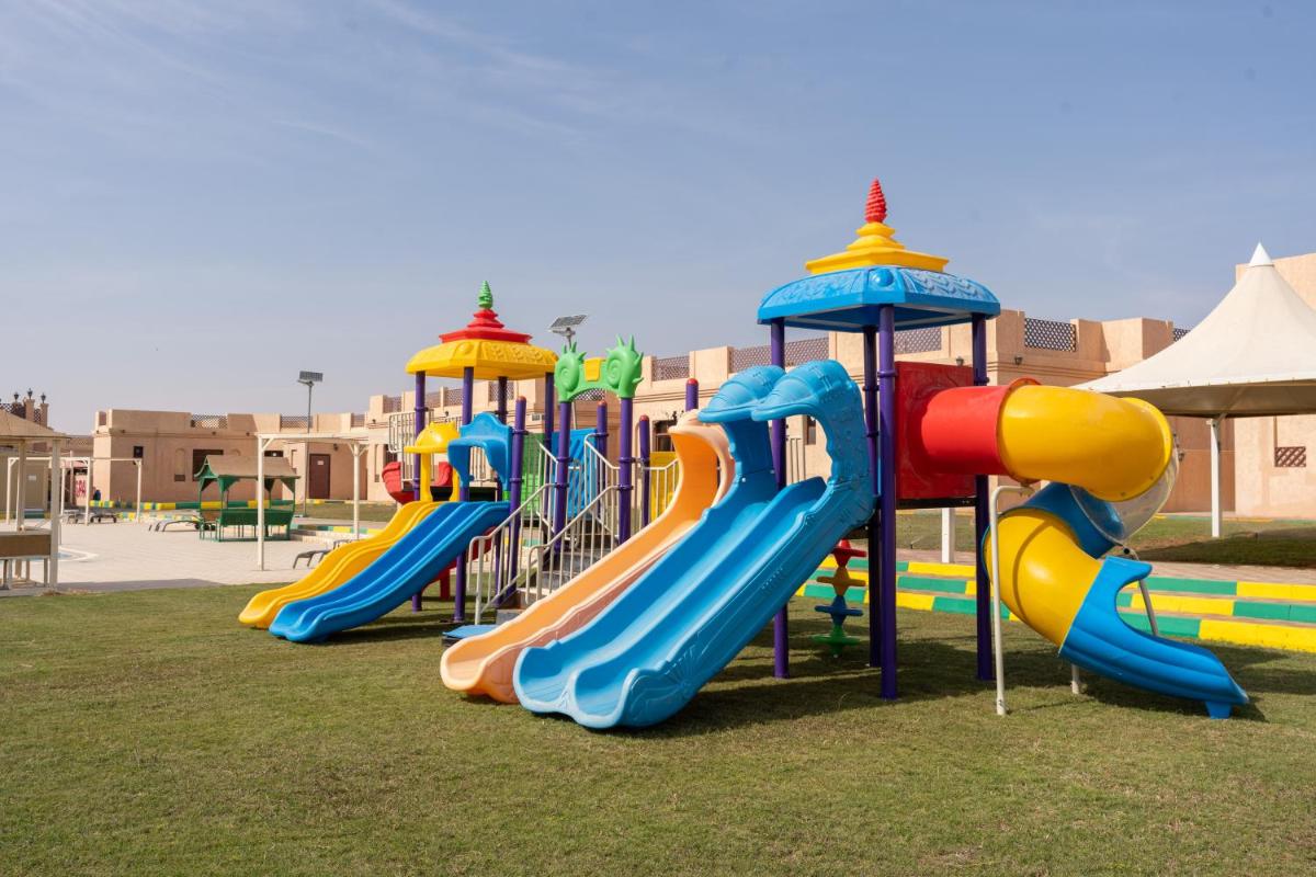 Al Bada Hotel and Resort - Housity