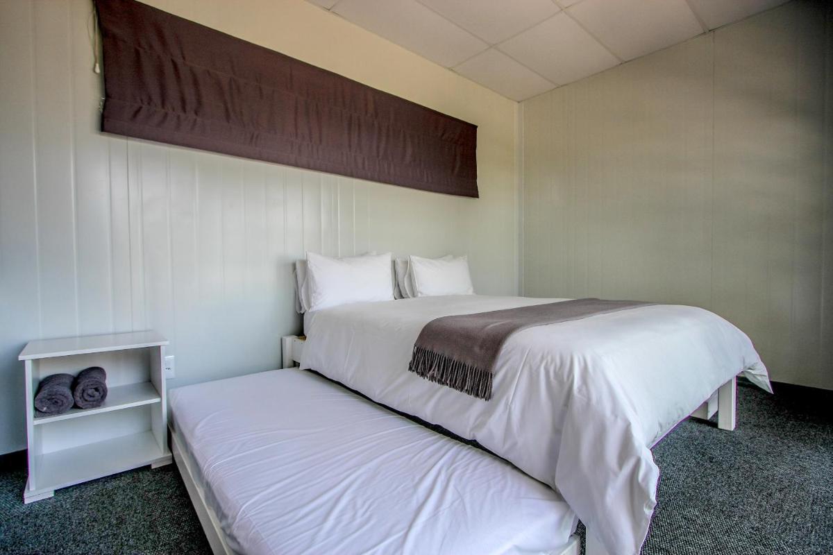 SleepOver Upington - Housity
