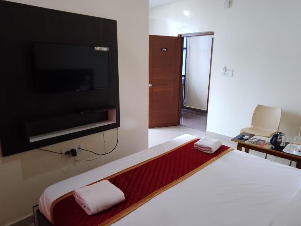 LOTUS GARDENIA - Housity