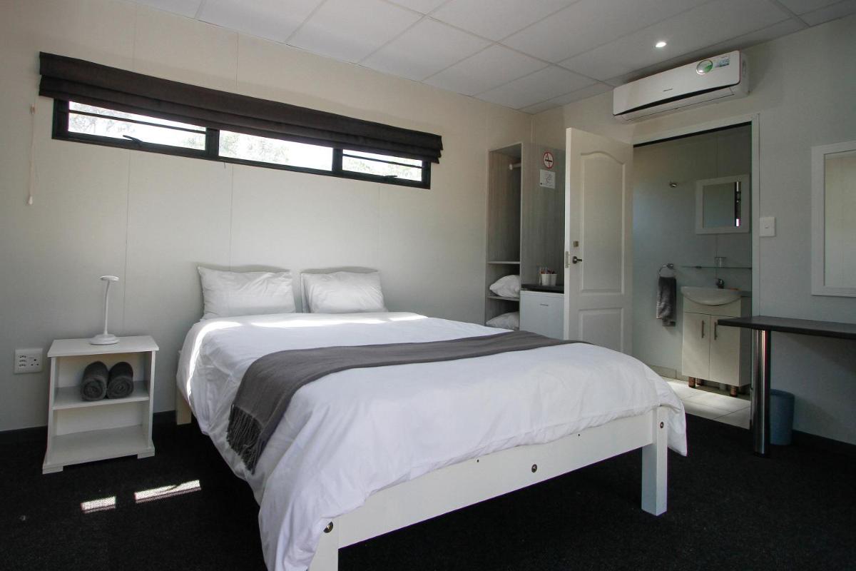 SleepOver Upington - Housity