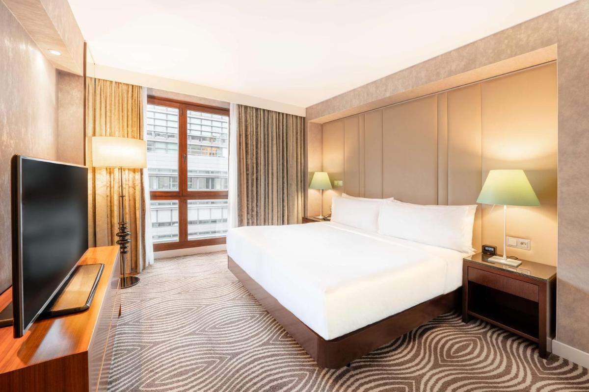 TV/Unterhaltungsangebot in der Unterkunft Hilton Berlin