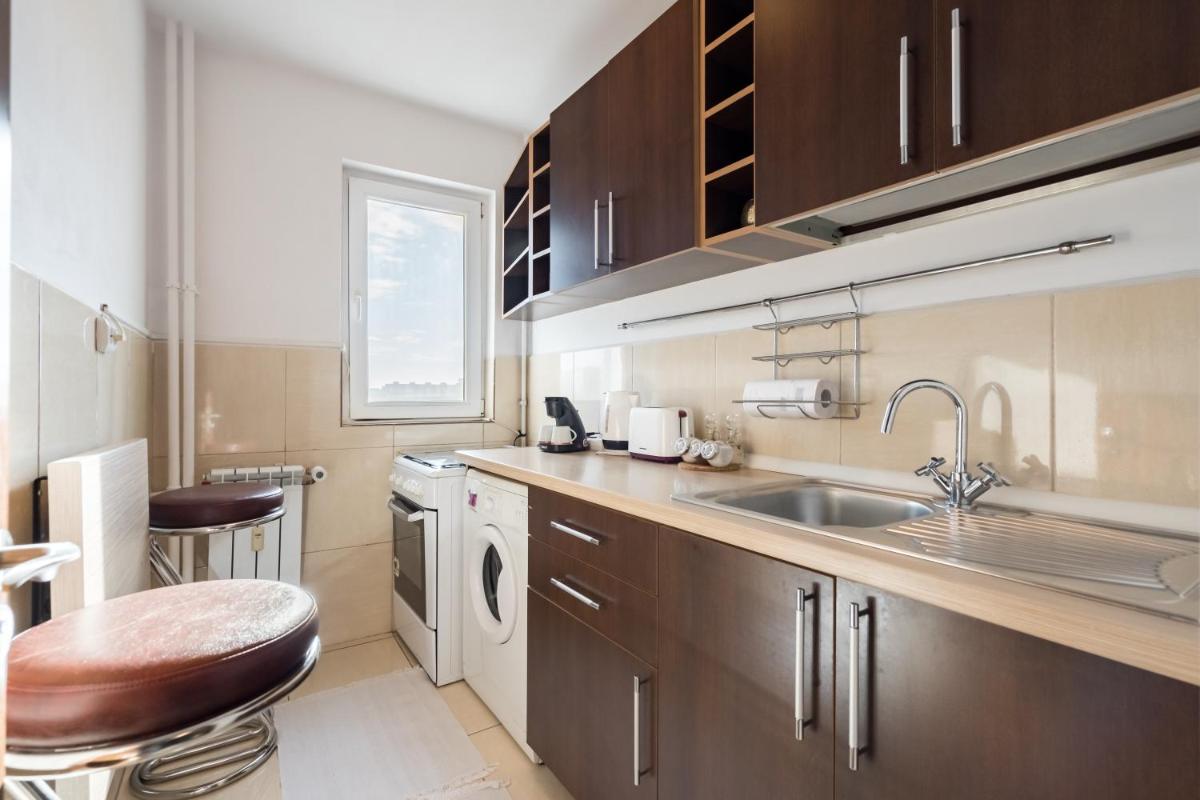 Studio 37 by MRG Apartments - Housity