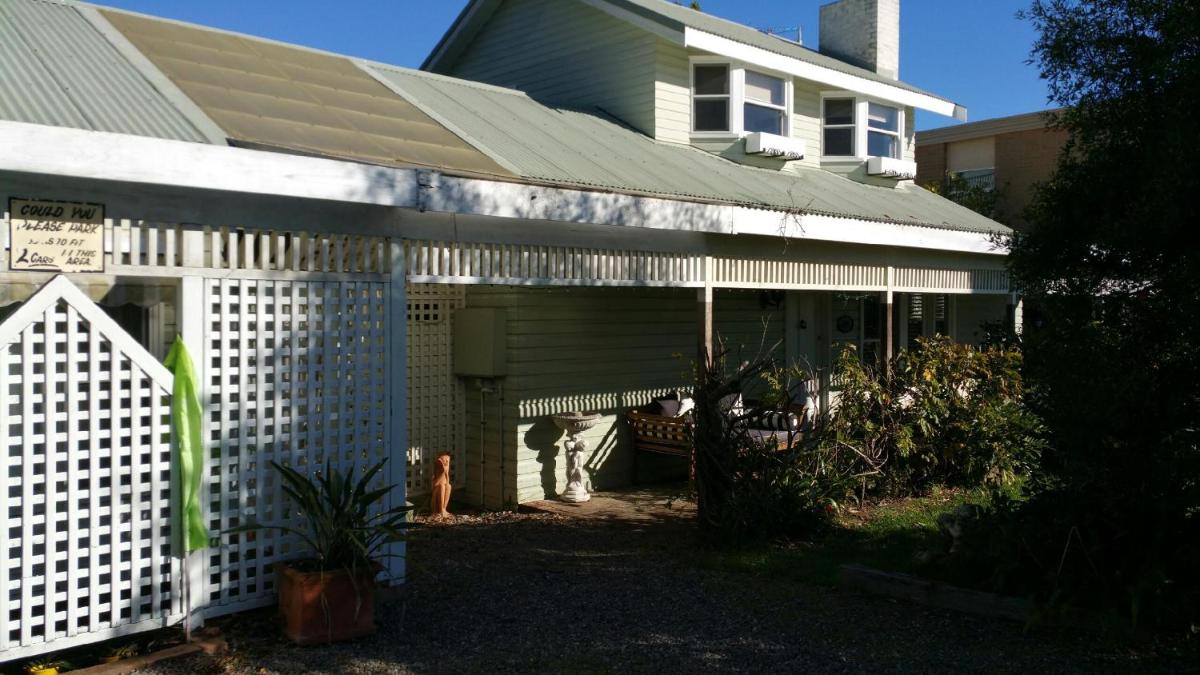 Casablanca Enchanted Cottage - Housity