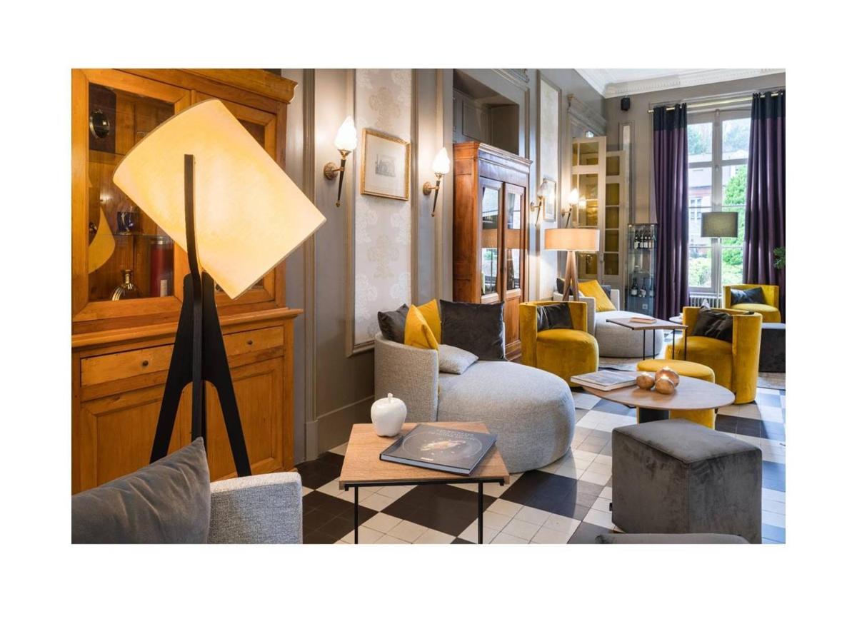 Coin salon dans l'établissement Domaine de Joinville & Spa