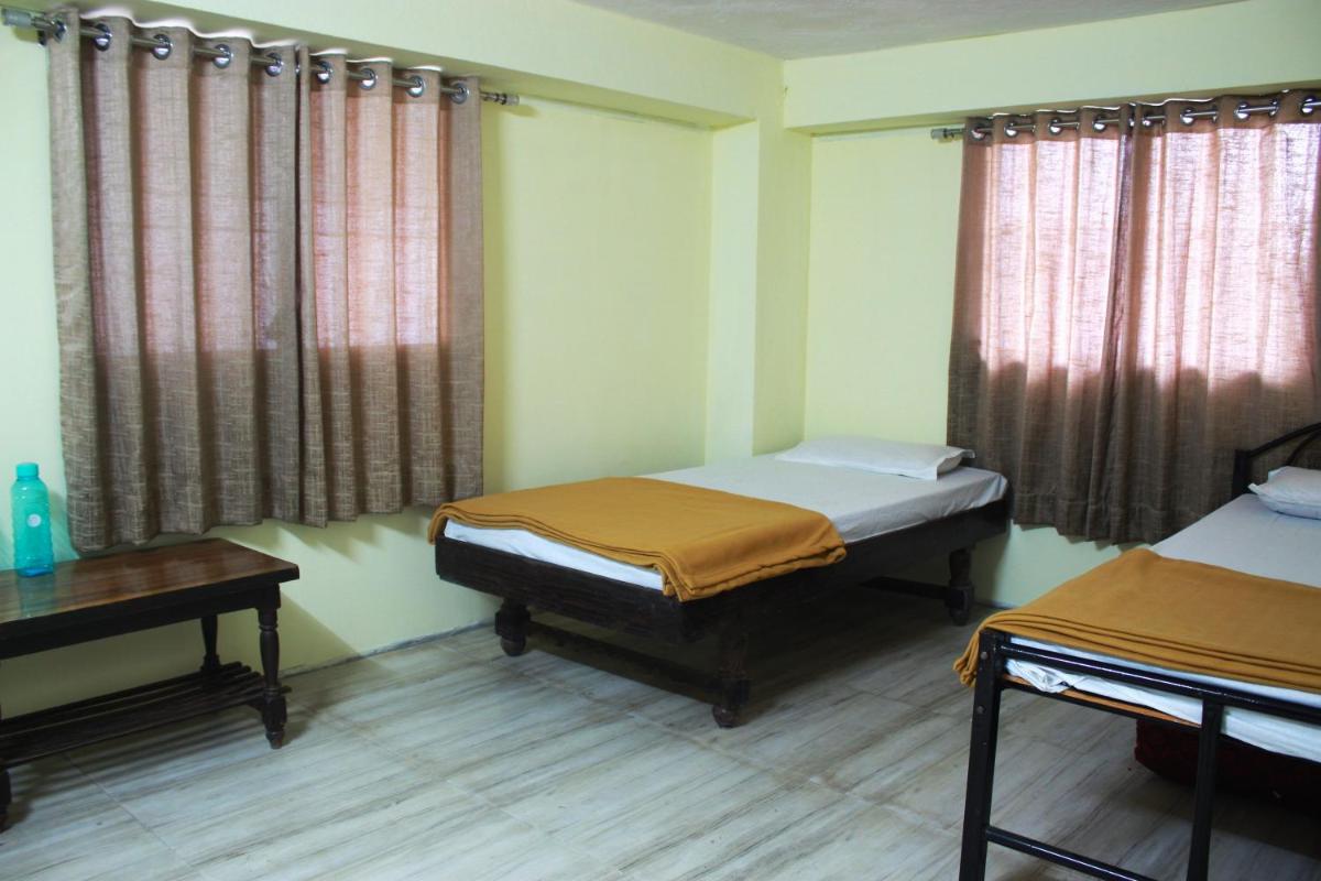 Gangotri Guest House - Housity