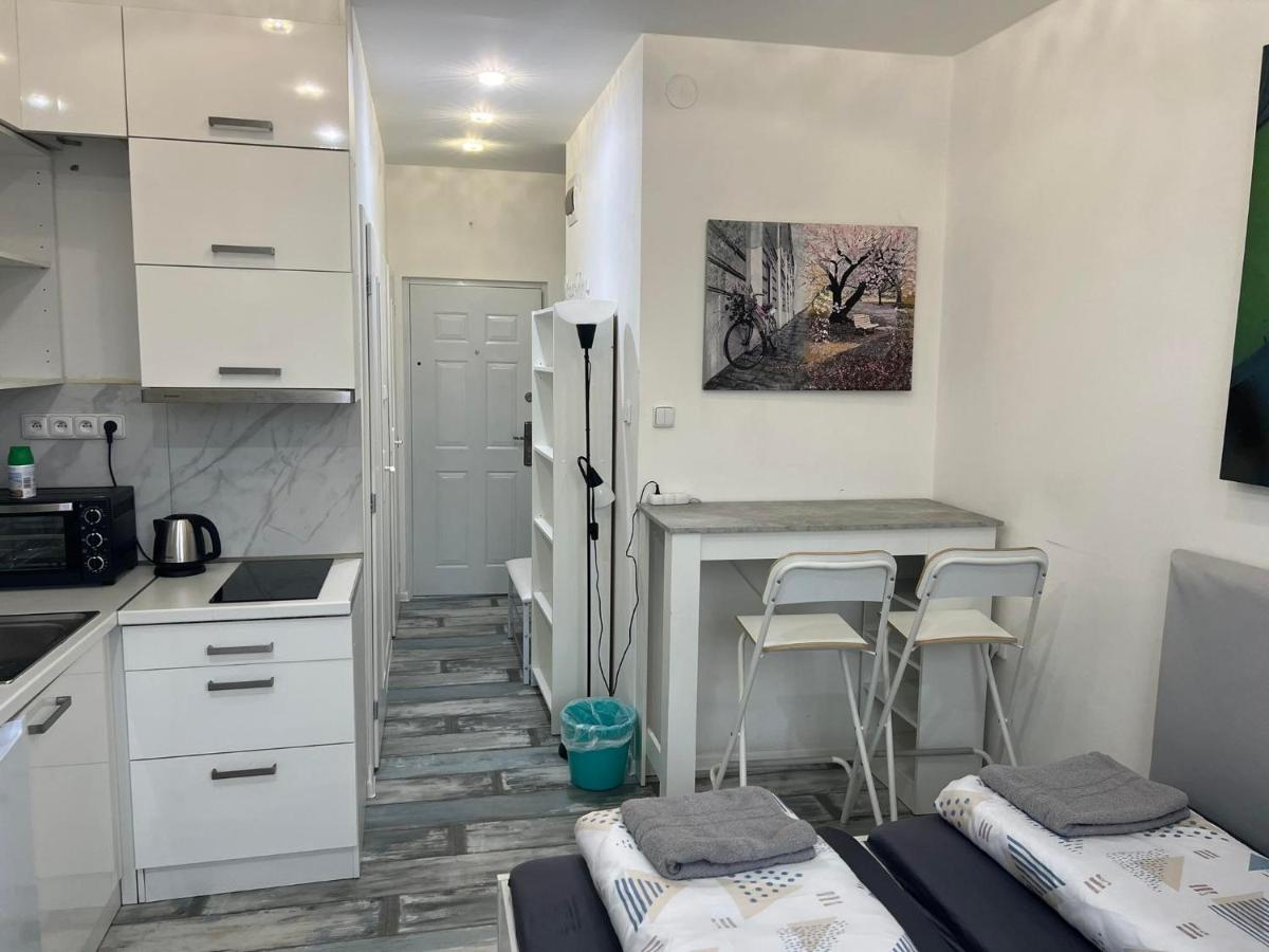 WHITE APARTMENT, Kraskova 2, BRATISLAVA - Housity