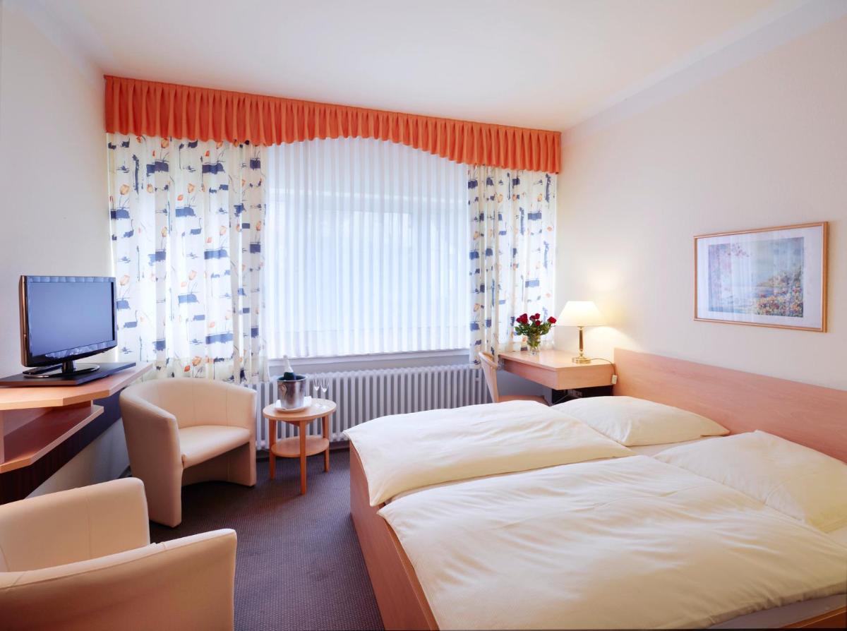 Hotel Restaurant Lüdenbach - Housity