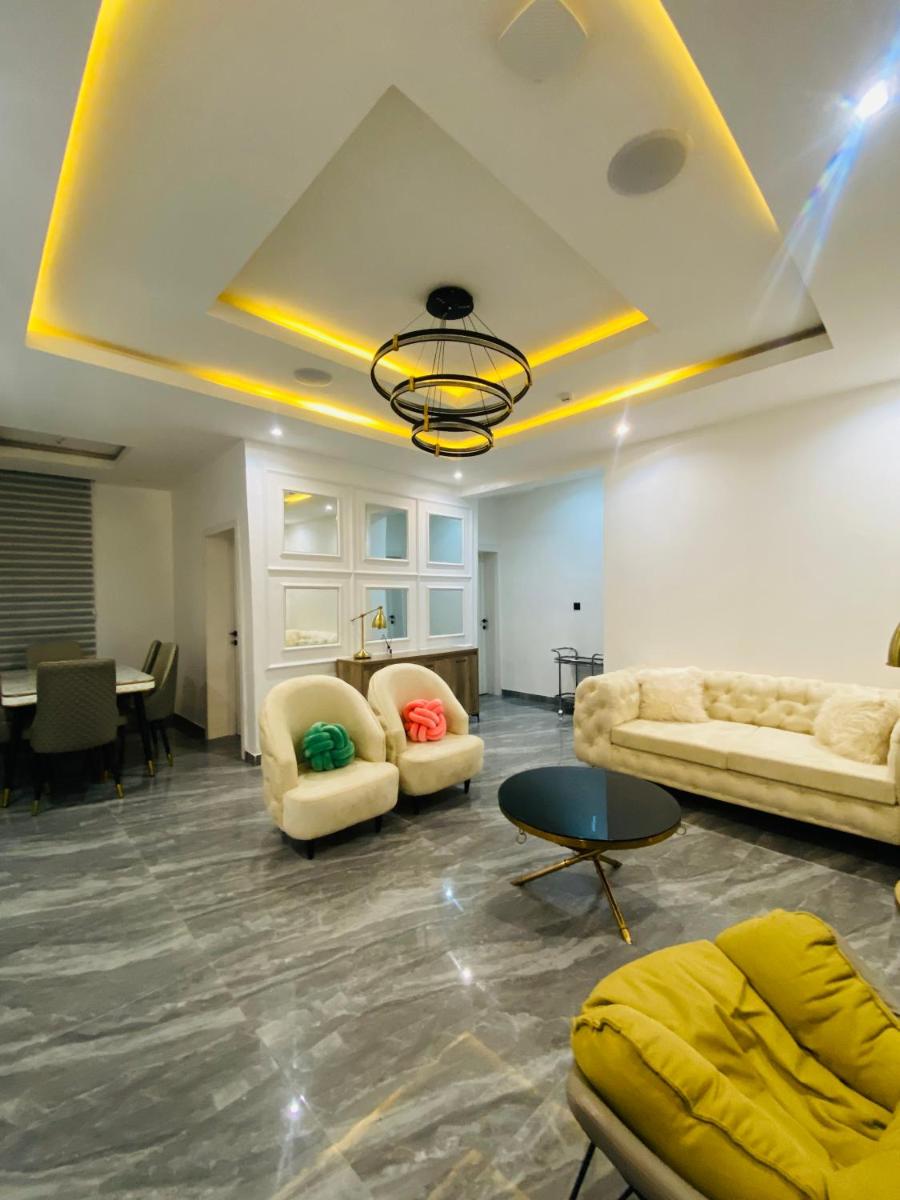 Suitetrails - MOD Infinity Luxury Apartment