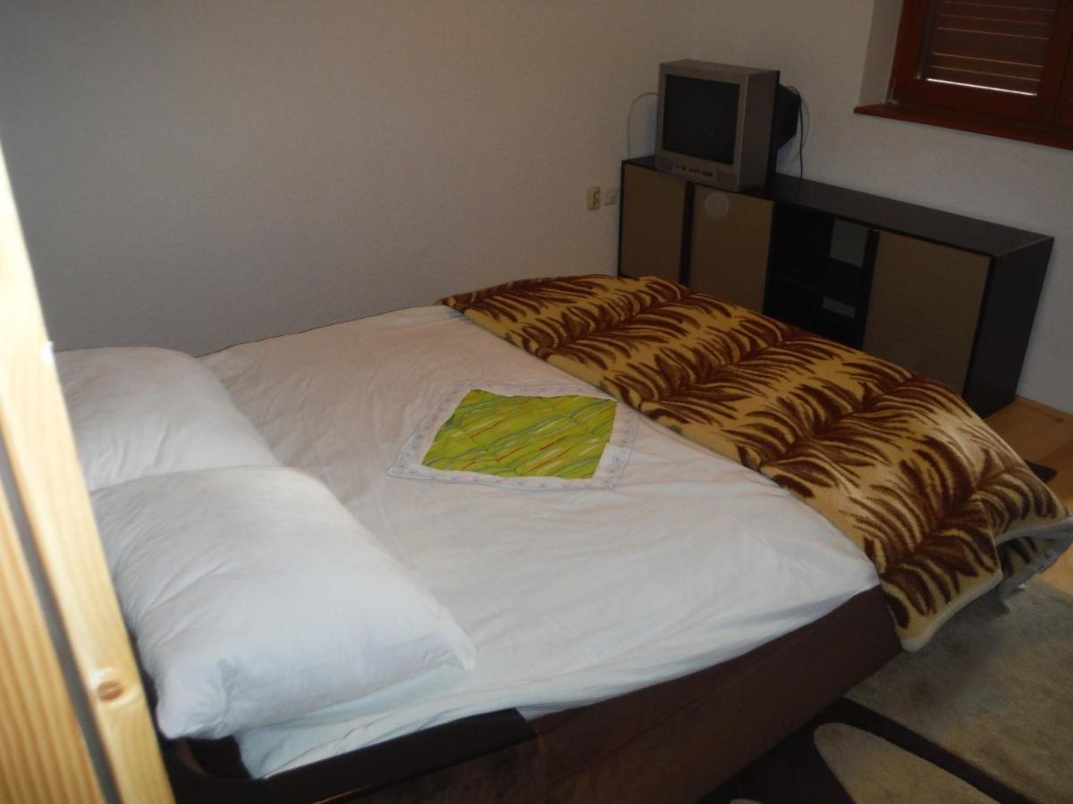 Holiday Home Villa Snježina - Housity