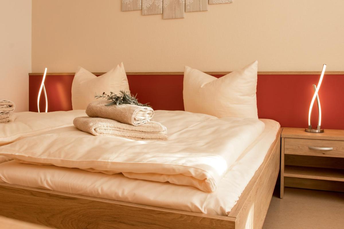 Pilgrims Inn Kreischa - Housity