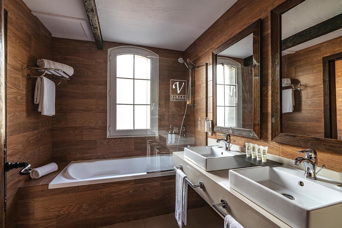 Un baño de Vincci Selección Rumaykiyya