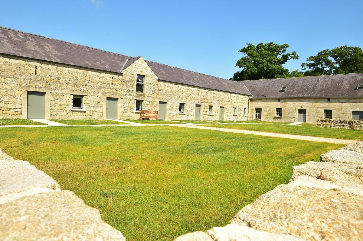 Upper Yard Borris House - Housity