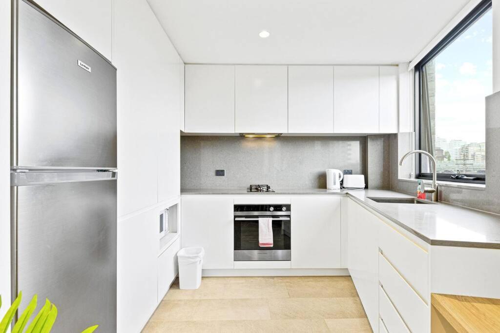 Studio for long term tenants in Strathfield CBD - Housity